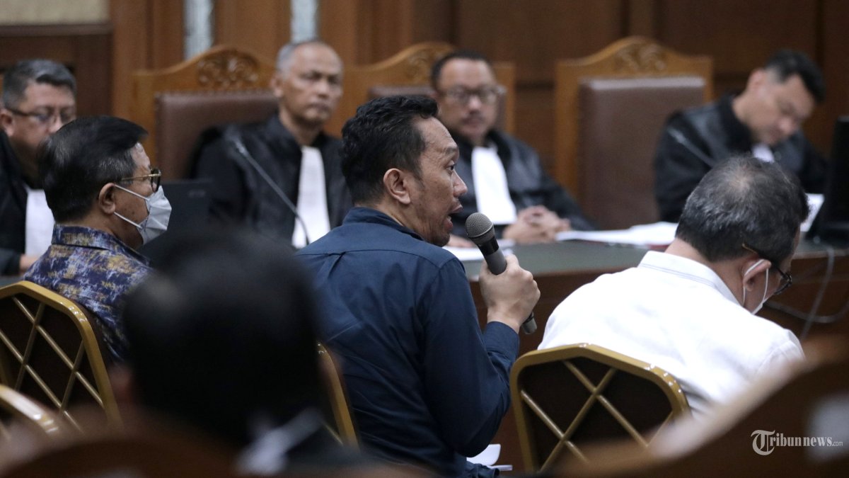 “3 Hakim Vonis Bebas Ronald Tannur Diduga Terima Suap: Rincian Uang”